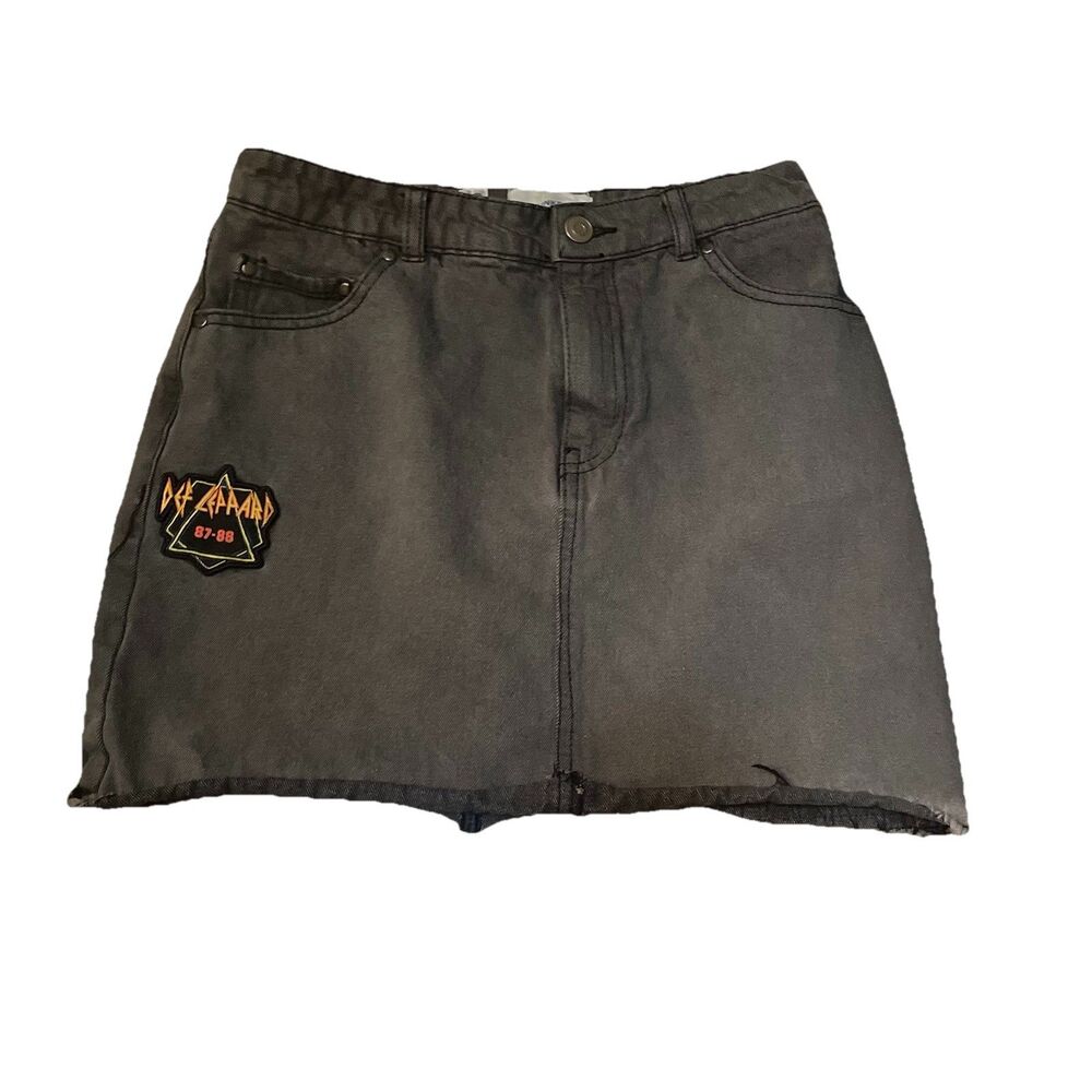 Junkfood Def Leppard Denim Mini Skirt Size 3 Pyromania Hysteria Raw Hem Indie